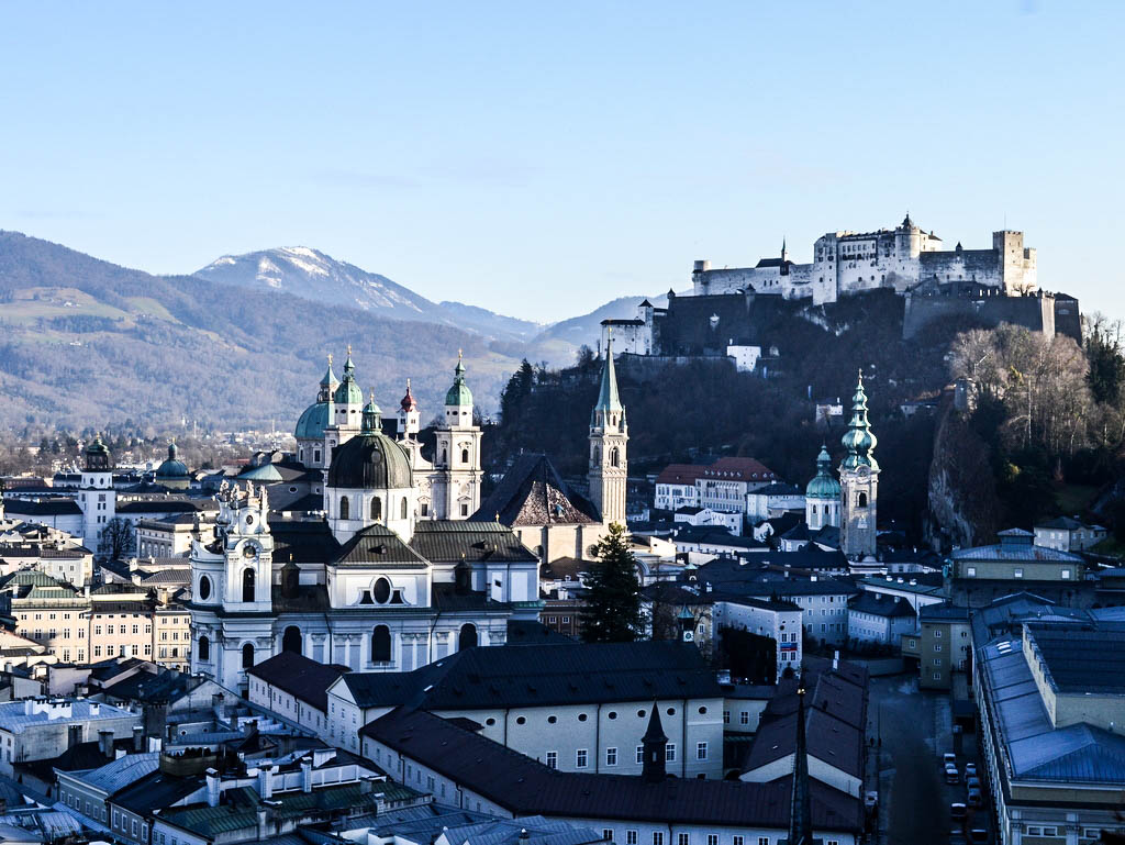 Salzburger Altstadt vom Mönchsberg aus
