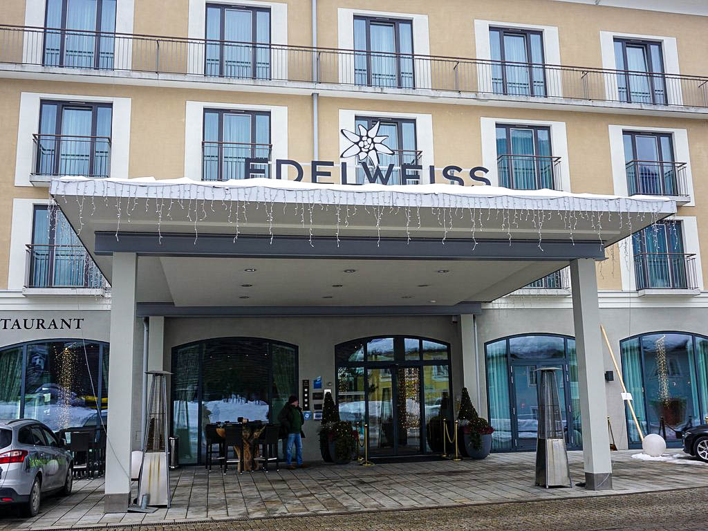 Eingang Hotel Edelweiss Berchtesgaden